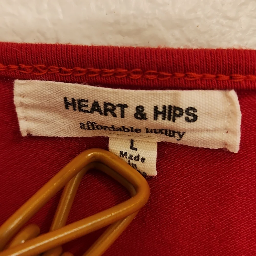 Hearts and Hips Long Sleeve Tee - Picture 2 of 5